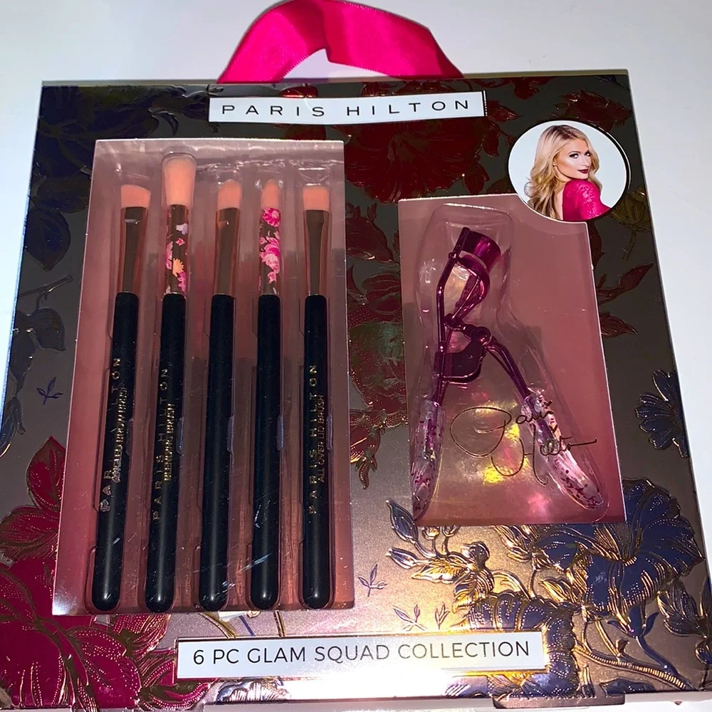 Paris Hilton Makeup Brush Set